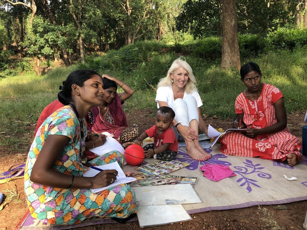 Jayne with Goan women as a solo traveller in India